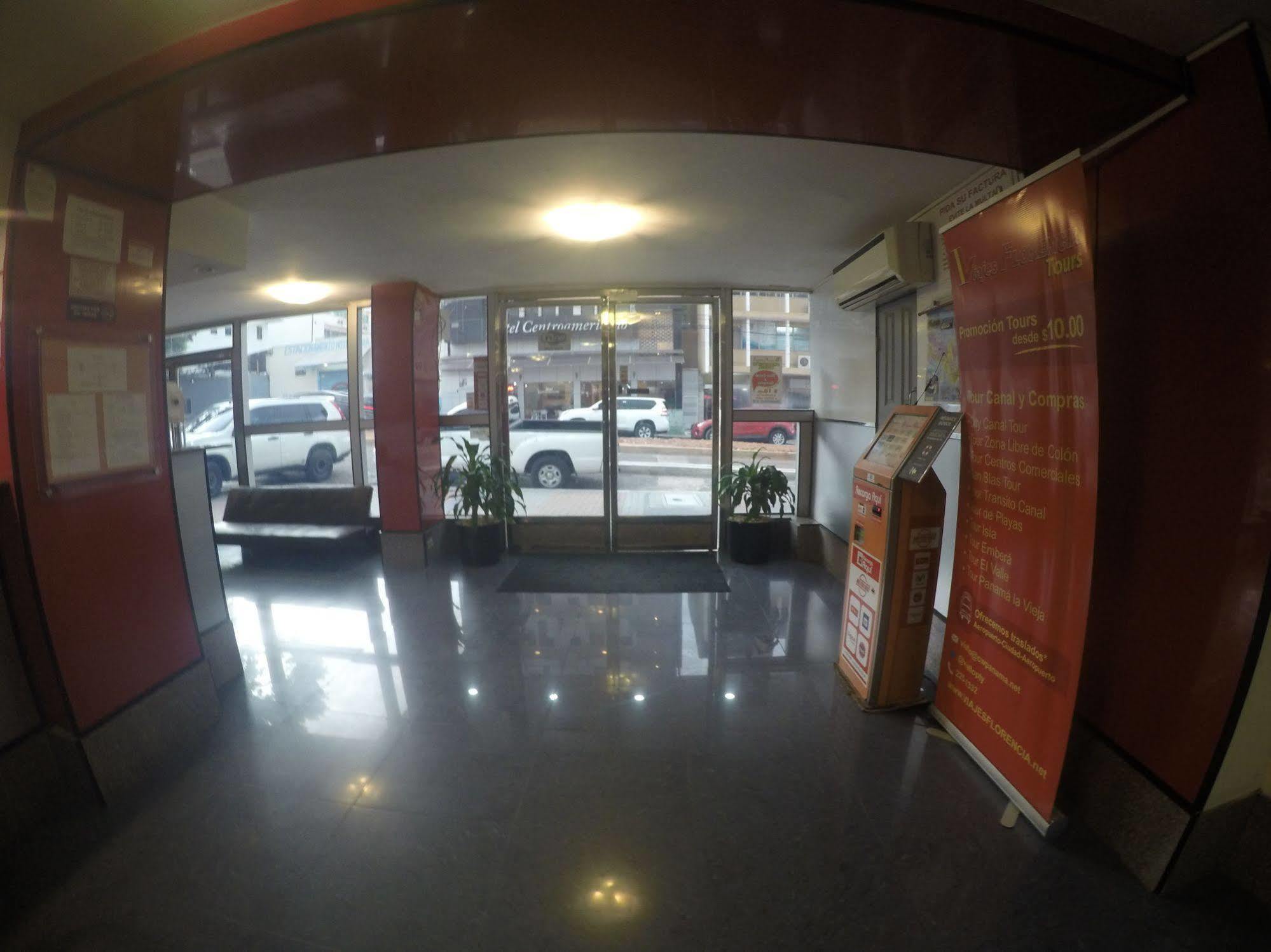 Discovery Panama Stadt Exterior foto